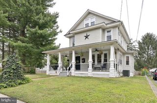 69 COLONIAL AVE, Pitman, NJ 08071