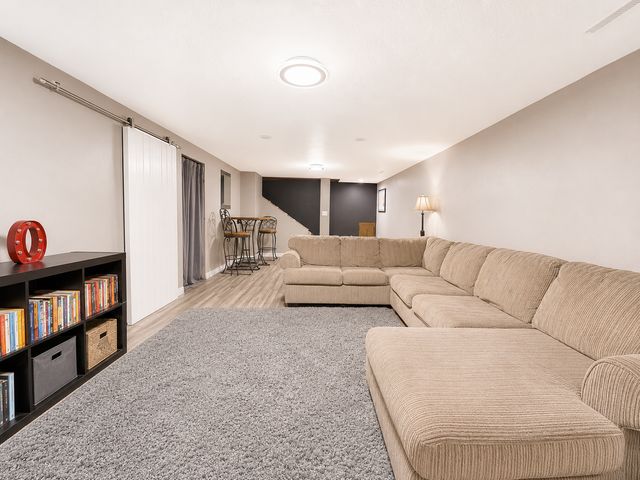 1919 5th Avenue NW, Austin, MN 55912