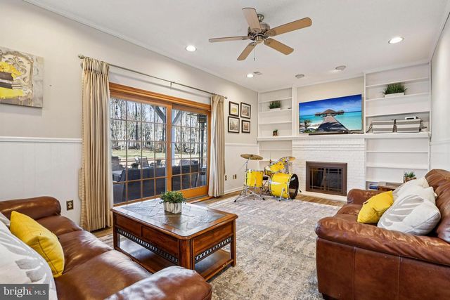 23 DOUGLASS DRIVE, Princeton, NJ 08540