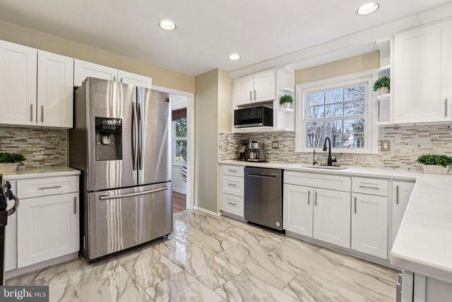 23 DOUGLASS DRIVE, Princeton, NJ 08540