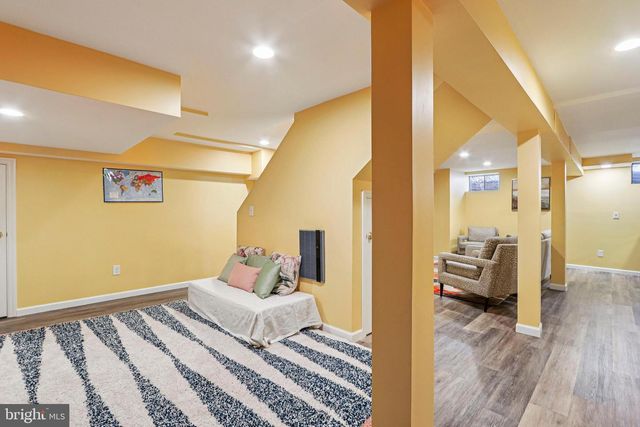 23 DOUGLASS DRIVE, Princeton, NJ 08540