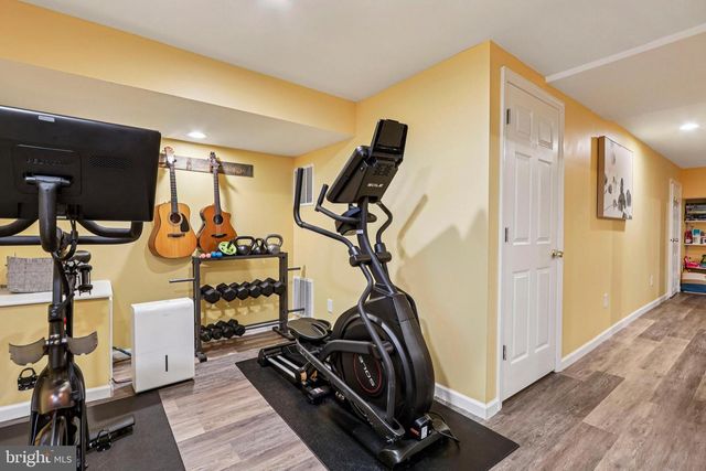 23 DOUGLASS DRIVE, Princeton, NJ 08540