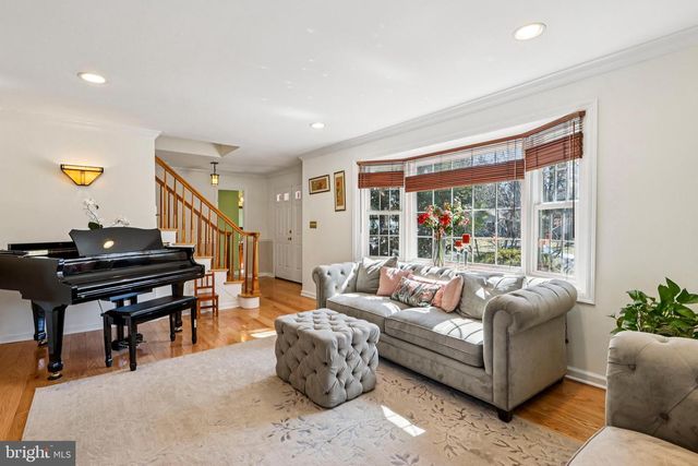 23 DOUGLASS DRIVE, Princeton, NJ 08540