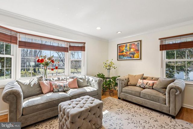 23 DOUGLASS DRIVE, Princeton, NJ 08540