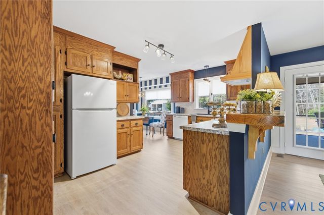 6606 W Quaker Rd, Disputanta, VA 23842