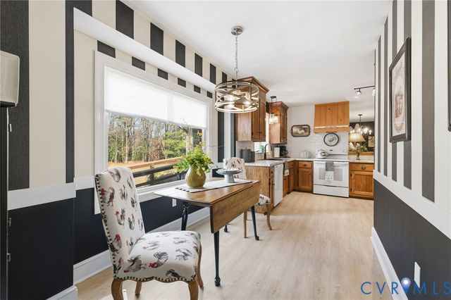 6606 W Quaker Rd, Disputanta, VA 23842