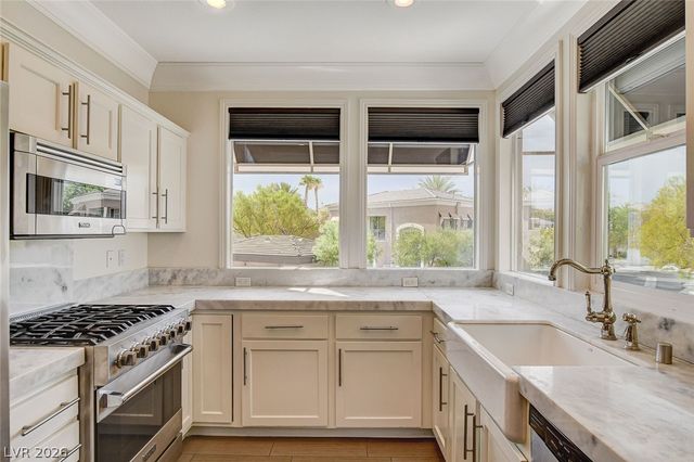 9430 Laguna Niguel Drive 106, Las Vegas, NV 89134