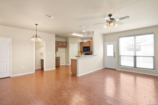 314 ROSALIE DR, New Braunfels, TX 78130