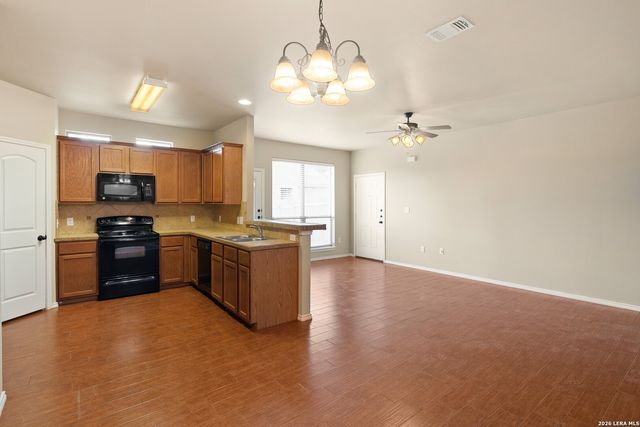 314 ROSALIE DR, New Braunfels, TX 78130