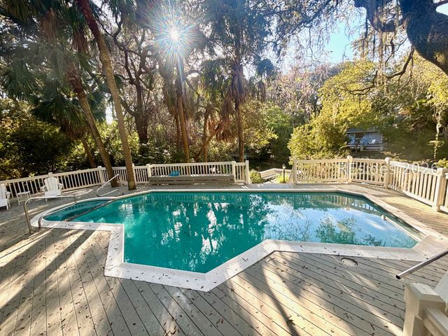 153 Mooring Buoy, Hilton Head Island, SC 29928