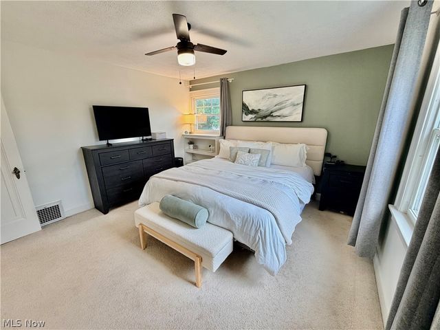 1121 Manor Avenue SW, Canton, OH 44710