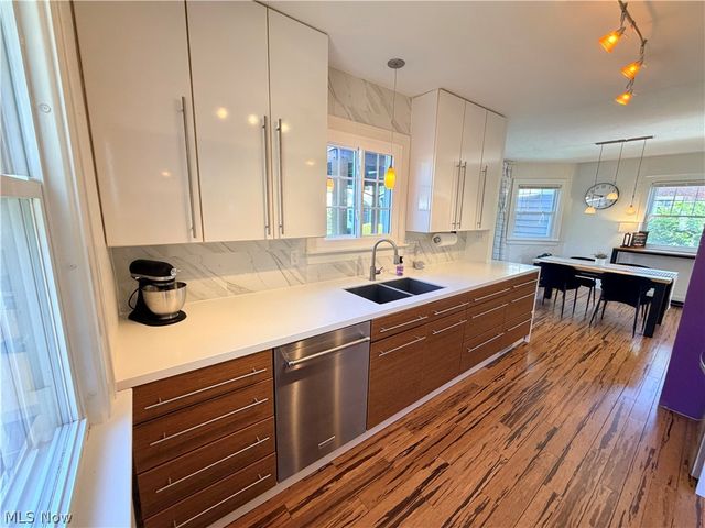 1121 Manor Avenue SW, Canton, OH 44710