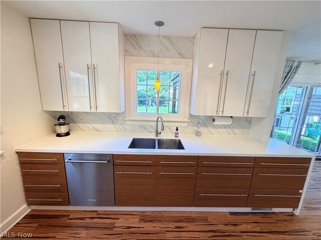 1121 Manor Avenue SW, Canton, OH 44710