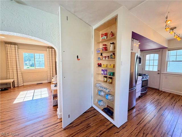 1121 Manor Avenue SW, Canton, OH 44710