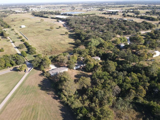 641 CR 167, Whitesboro, TX 76273