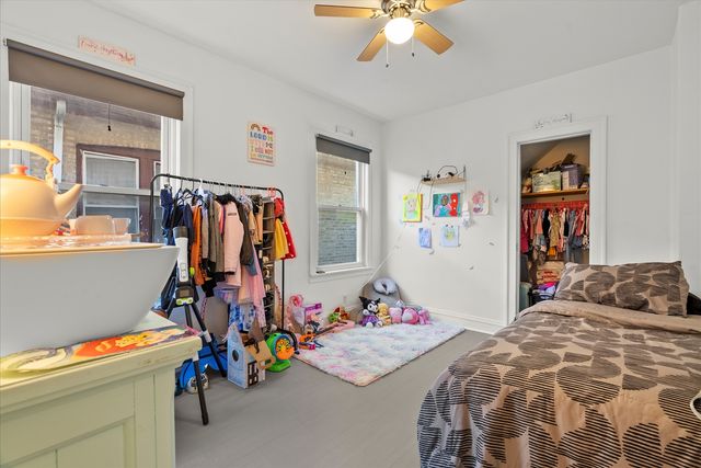 7238 S Wood Street, Chicago, IL 60636