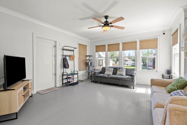 7238 S Wood Street, Chicago, IL 60636