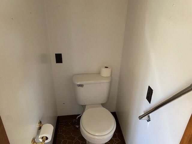 34 ST RT 95, Moira, NY 12957