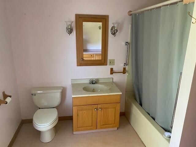 34 ST RT 95, Moira, NY 12957