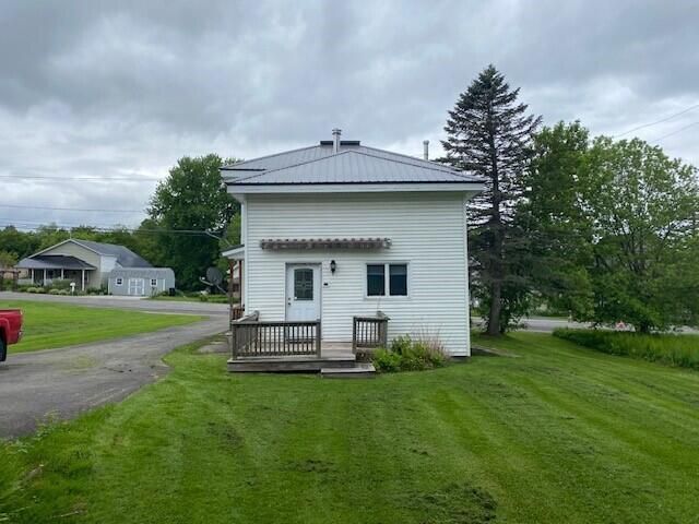 34 ST RT 95, Moira, NY 12957