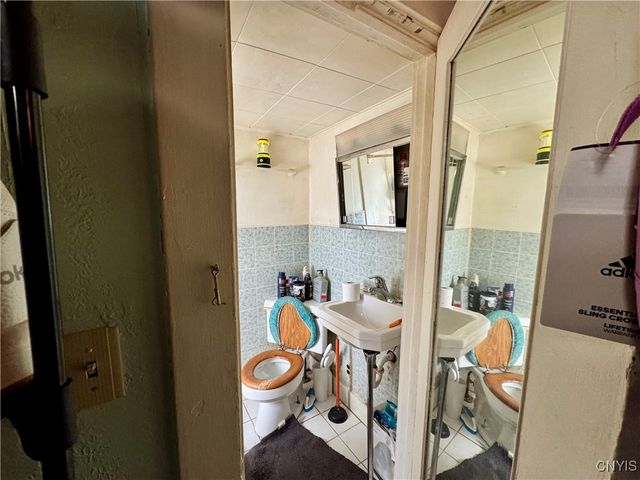 206 Sidney Street, Camillus, NY 13219