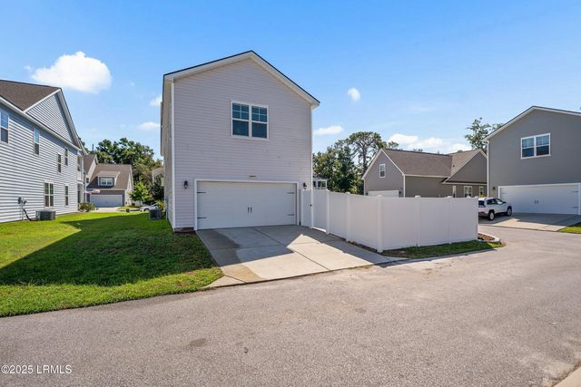 3635 Oyster Bluff Drive, Beaufort, SC 29907
