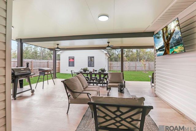 40071 Trace Ave, Prairieville, LA 70769