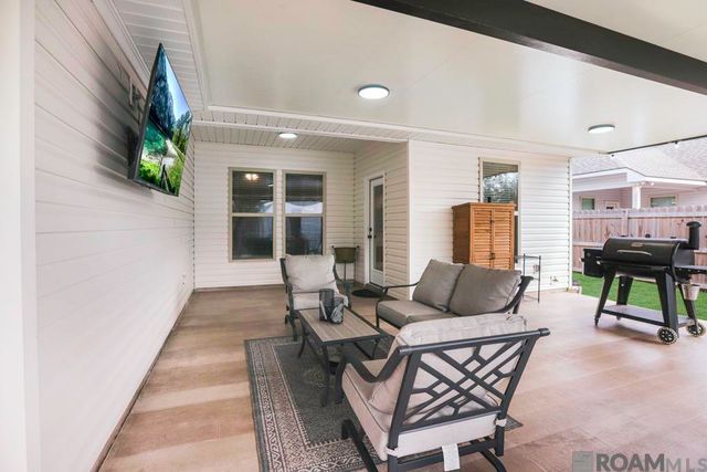 40071 Trace Ave, Prairieville, LA 70769