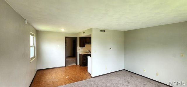 25 Blackburn Manor, Millstadt, IL 62260