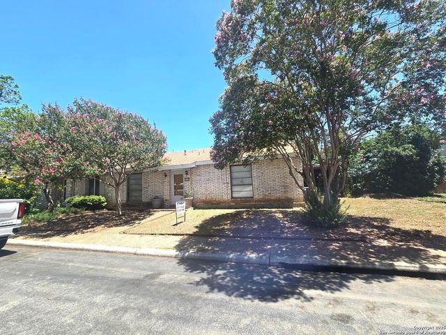 6508 Honey Hill, San Antonio, TX 78229