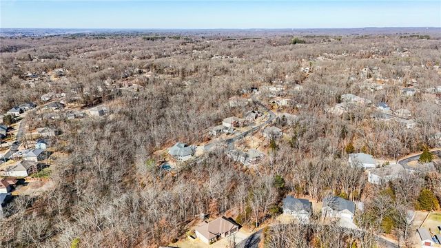 Eltisey Lane, Bella Vista, AR 72714