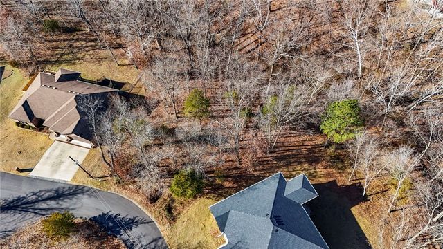Eltisey Lane, Bella Vista, AR 72714