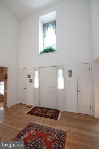 19 ZELKOVA DR, Holland, PA 18966