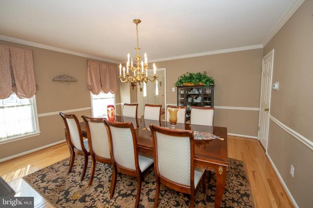 19 ZELKOVA DR, Holland, PA 18966