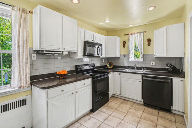 1123 YEADON AVE, Lansdowne, PA 19050