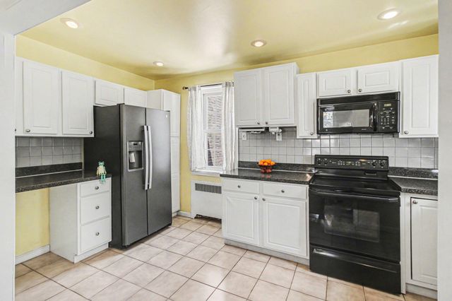 1123 YEADON AVE, Lansdowne, PA 19050