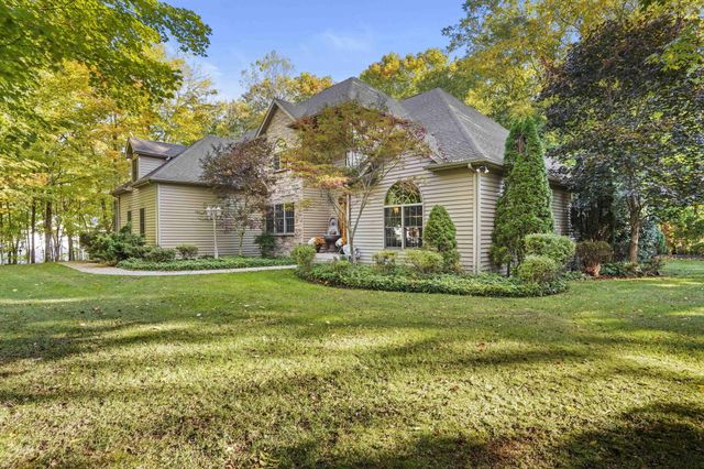 3656 W Village Road, La Porte, IN 46350