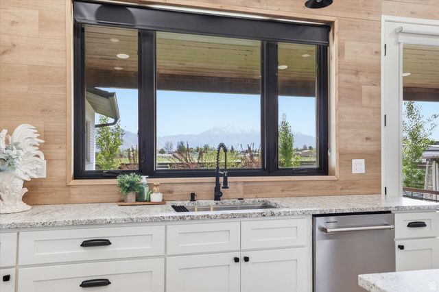 3663 W PIONEER RD, Marriott Slaterville, UT 84404