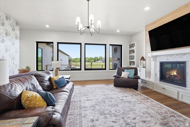 3663 W PIONEER RD, Marriott Slaterville, UT 84404