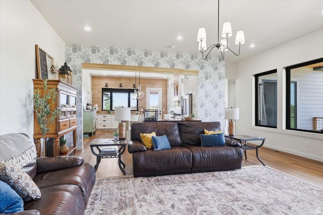 3663 W PIONEER RD, Marriott Slaterville, UT 84404