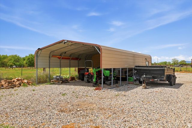 3663 W PIONEER RD, Marriott Slaterville, UT 84404