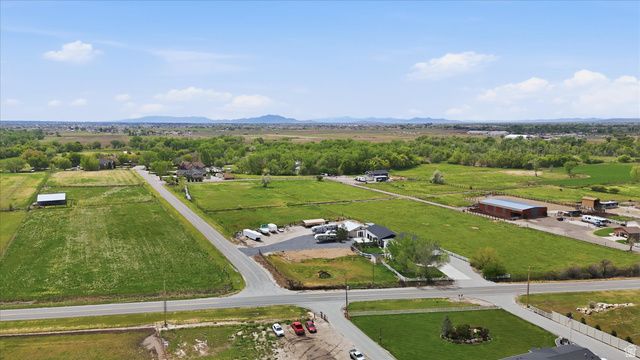 3663 W PIONEER RD, Marriott Slaterville, UT 84404