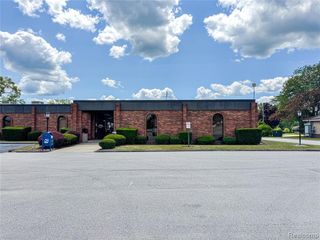 5080 W Bristol Road, Flint, MI 48507
