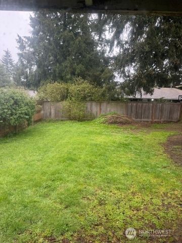 21707 51st Avenue W, Mountlake Terrace, WA 98043