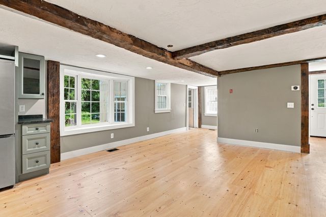67 Stone School Road, Sutton, MA 01590