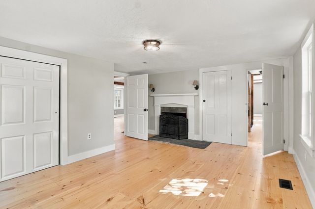 67 Stone School Road, Sutton, MA 01590
