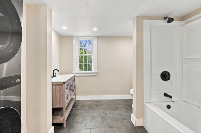67 Stone School Road, Sutton, MA 01590