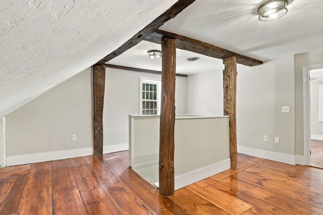 67 Stone School Road, Sutton, MA 01590