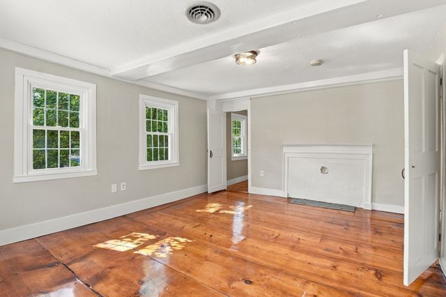 67 Stone School Road, Sutton, MA 01590