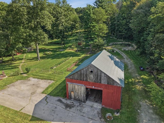 67 Stone School Road, Sutton, MA 01590